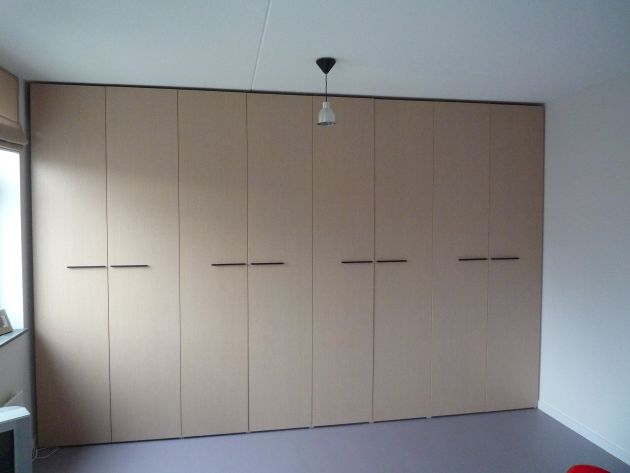 kast voor in de slaapkamer