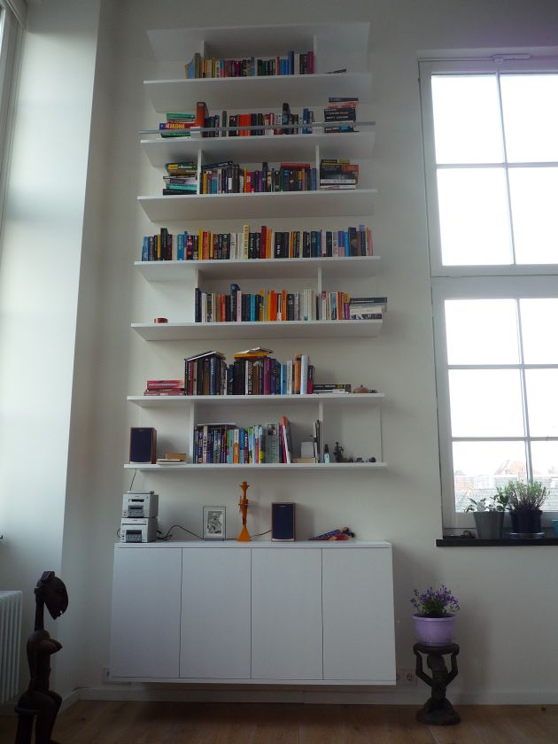 hoge wandkast